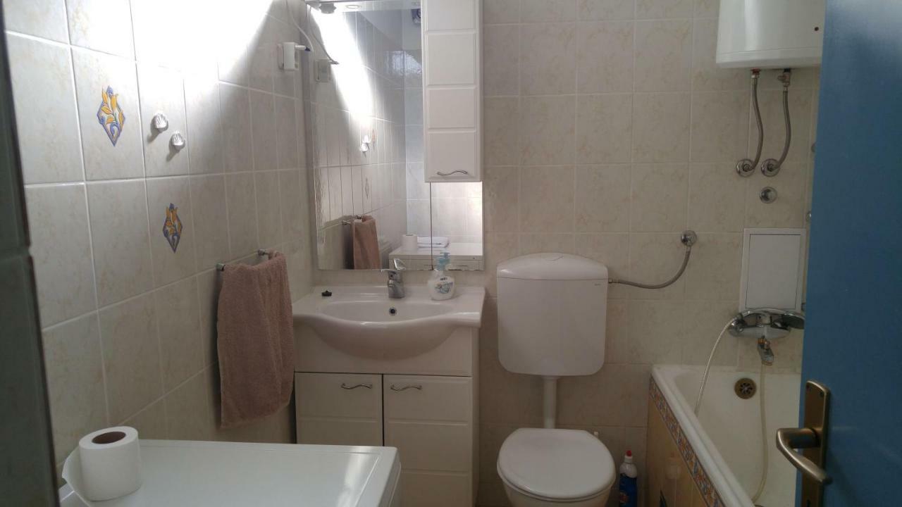 Two Bedroom Apartment Near Beach And Center Σπλιτ Εξωτερικό φωτογραφία