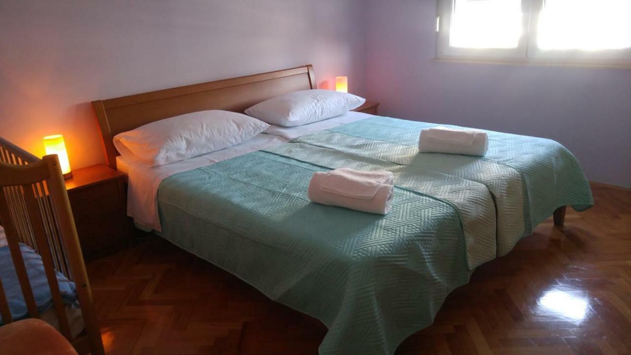 Two Bedroom Apartment Near Beach And Center Σπλιτ Εξωτερικό φωτογραφία