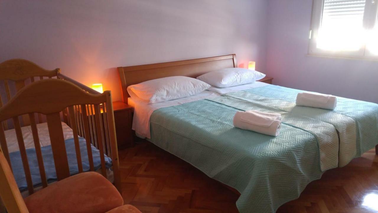 Two Bedroom Apartment Near Beach And Center Σπλιτ Εξωτερικό φωτογραφία